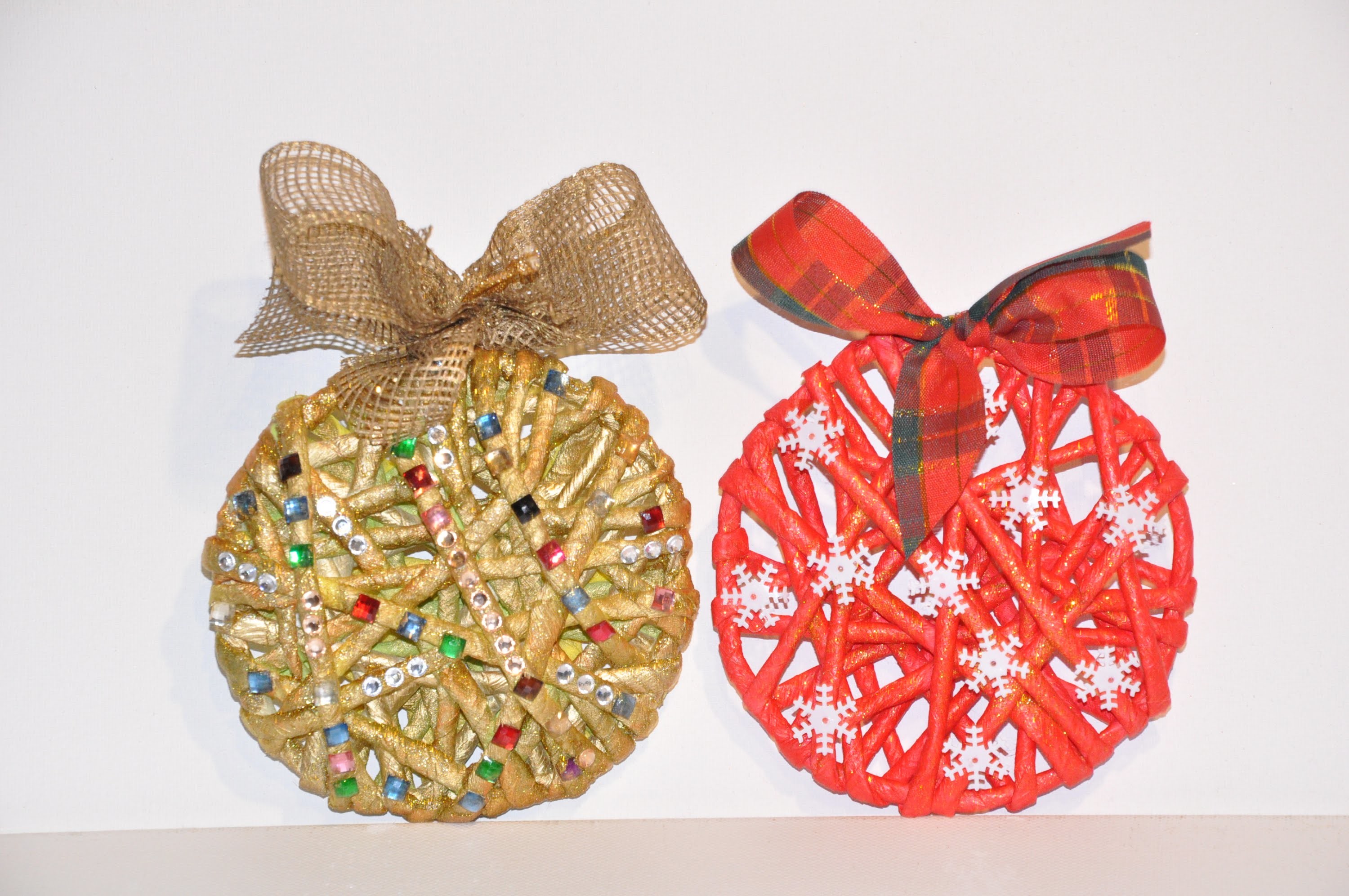 Bombka pleciona z bibuły.  Christmas balls made of crepe paper DIY