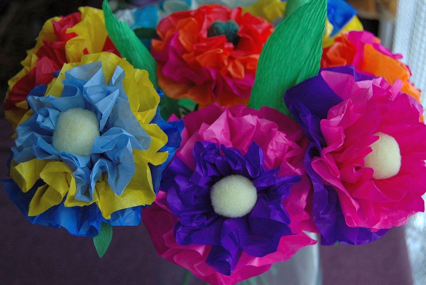 Jak zrobić kwiaty z bibuły. Tissue flowers DIY