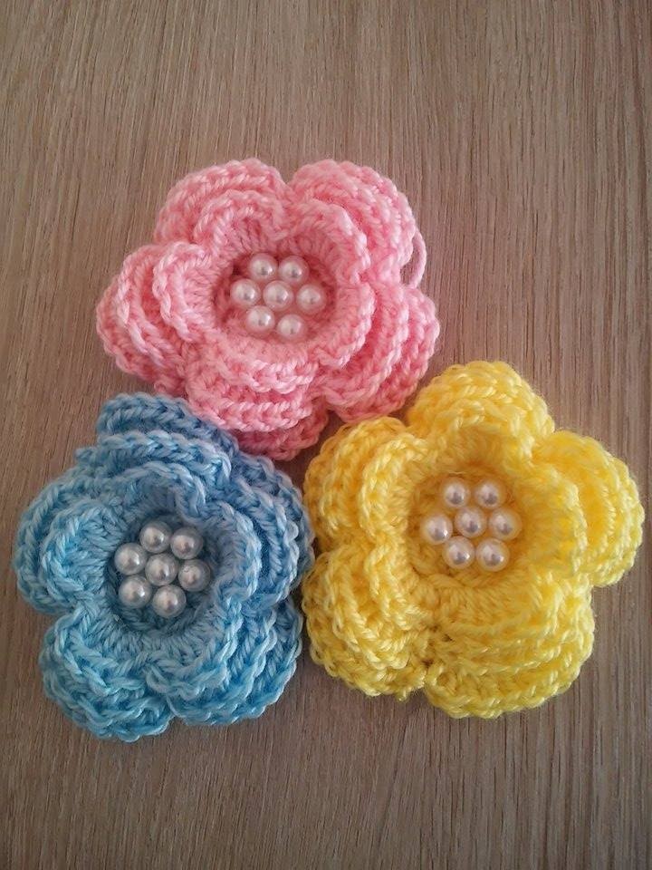 No 23# kwiatek z perełkami na szydełku - flower with perls on crochet