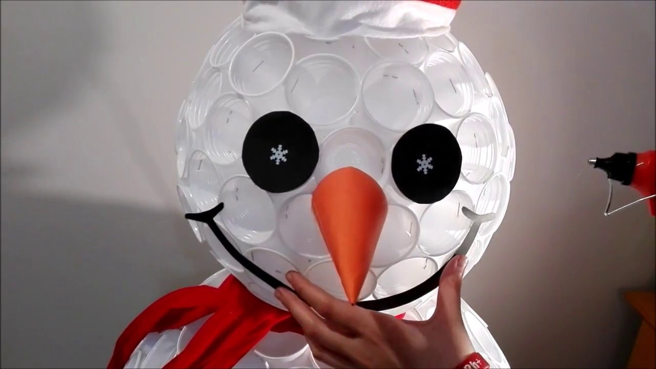 DIY- bałwan z kubeczków plastikowych (How to make a snowman)