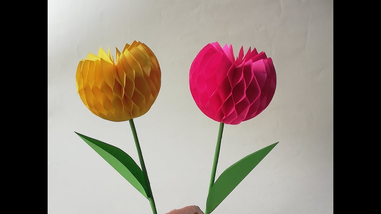 Jak zrobić kwiatek z kolorowych kartek papieru