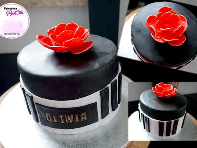 Tort pianino z klawiszami i z kwiatem z masy cukrowej CZARNY | Black piano cake