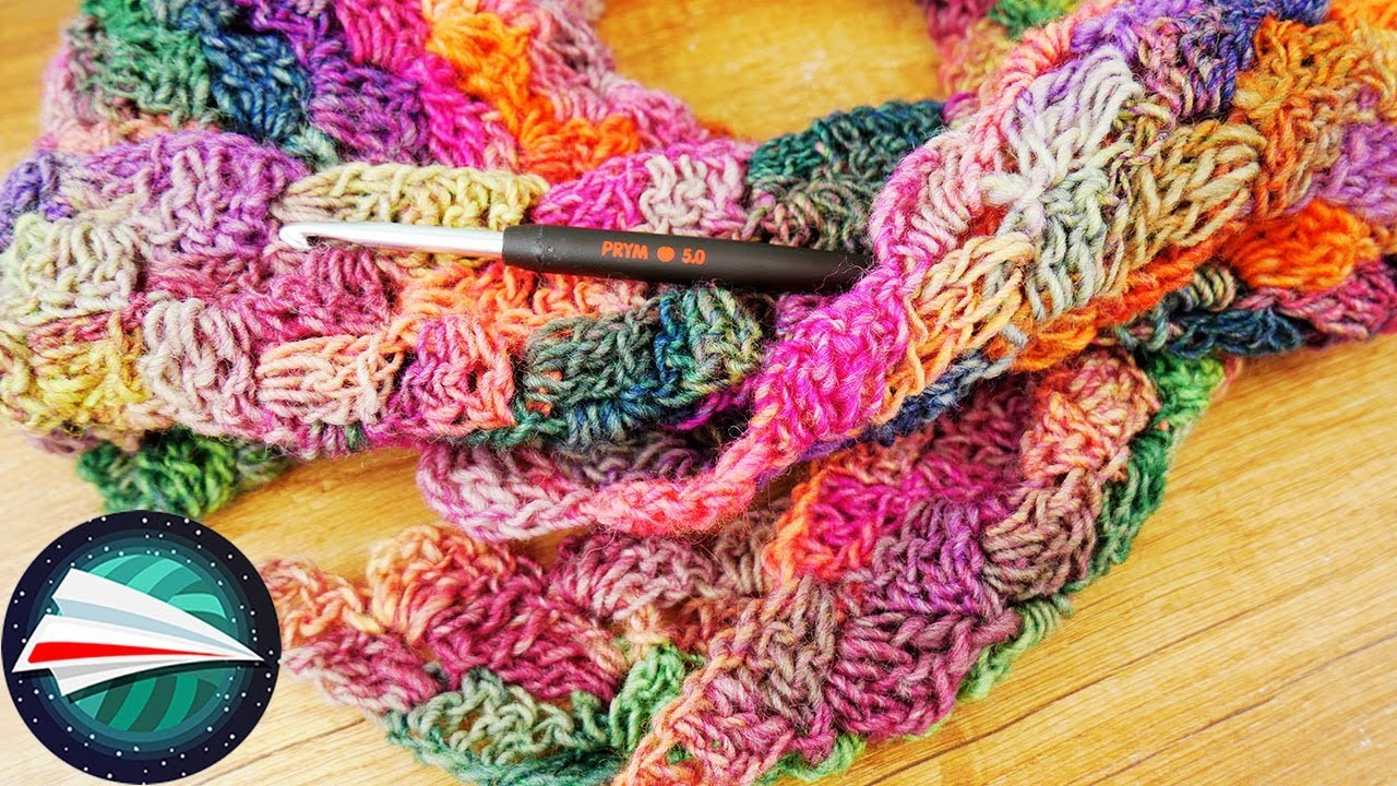 Trójkątna chusta wykonana z motka dziewiarskiego XXL | Piękne jesienne kolory