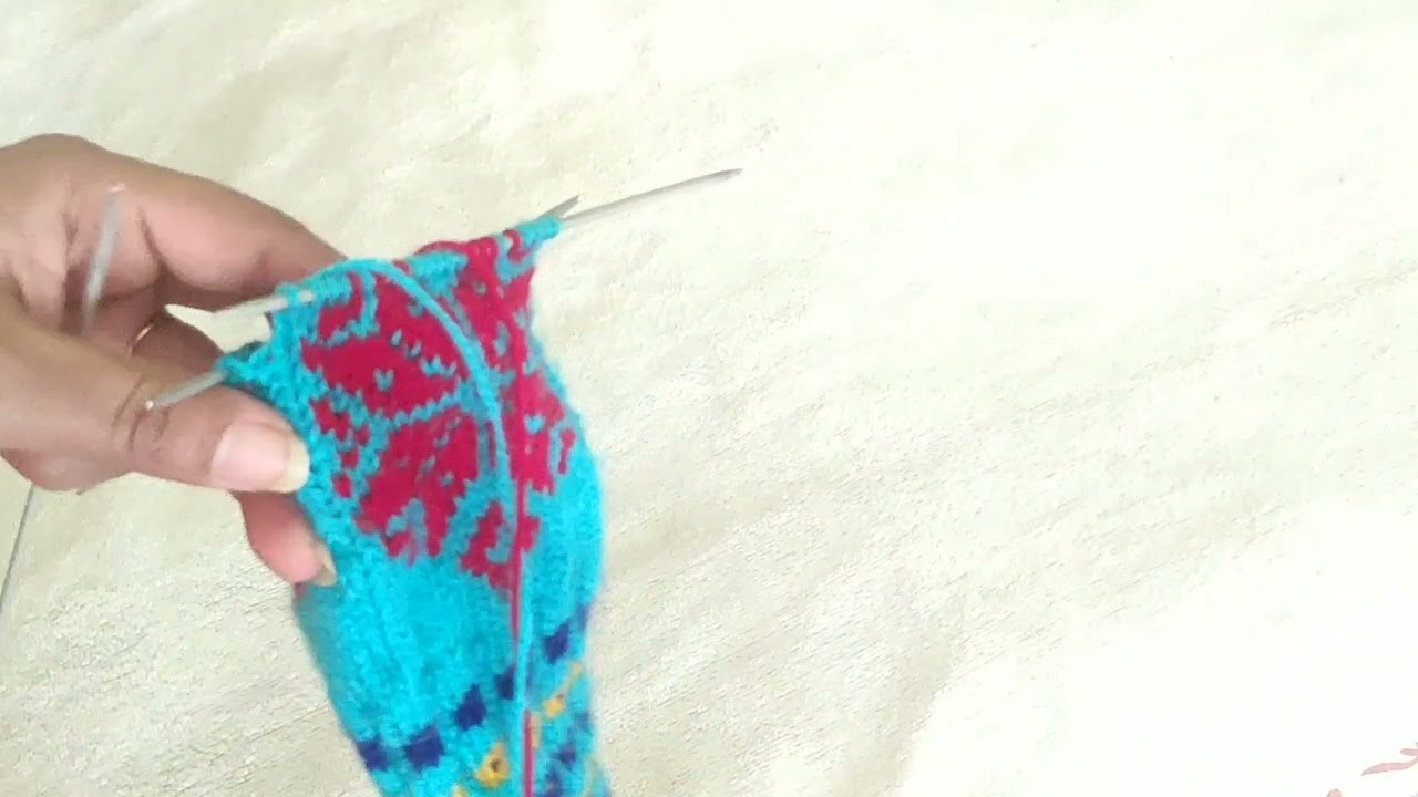 Socks???? कैसे बनाऐ in 4 niddles##Part-4##Flower design ????????