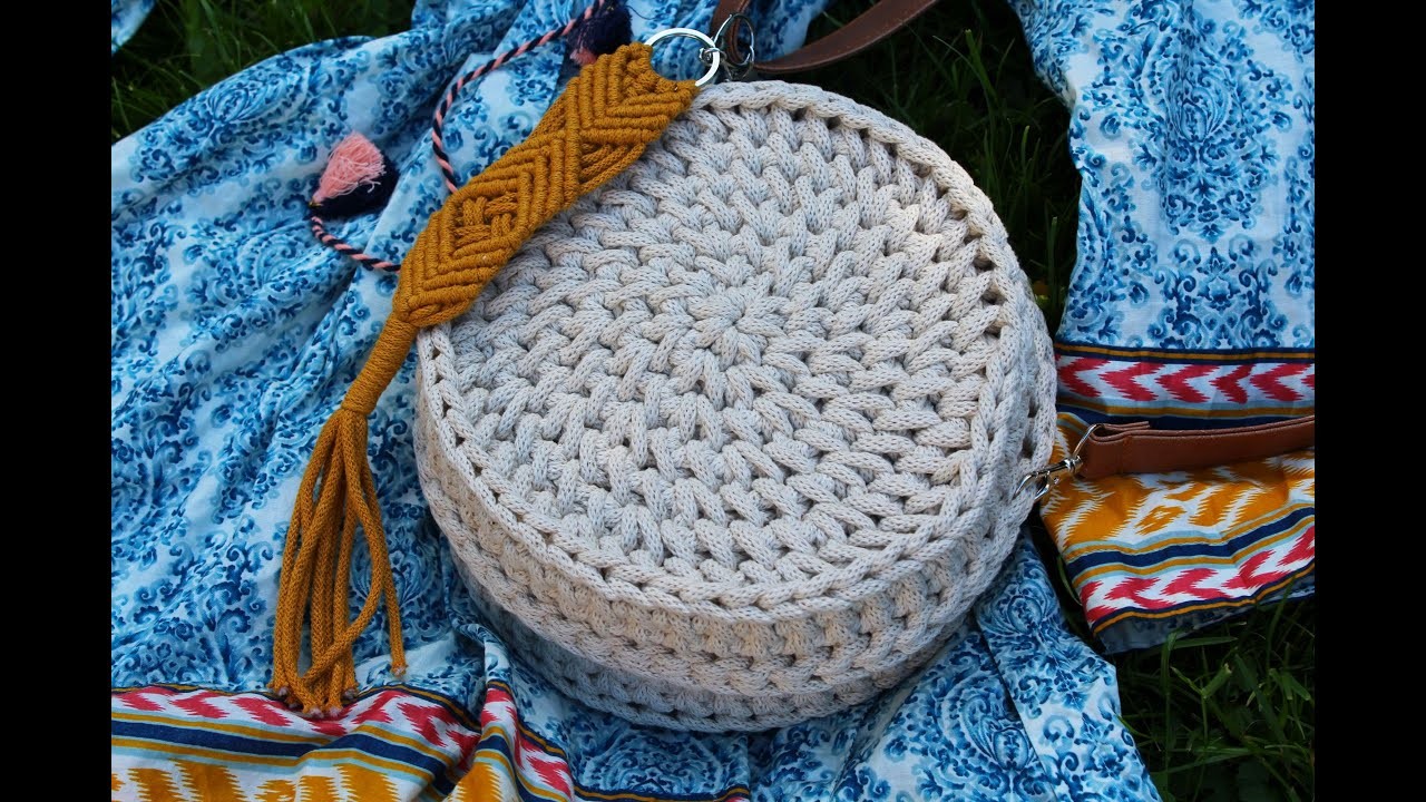Crochet round bag, herringbone stitch. Okrągła torebka na szydełku, wzór pół jodełki.