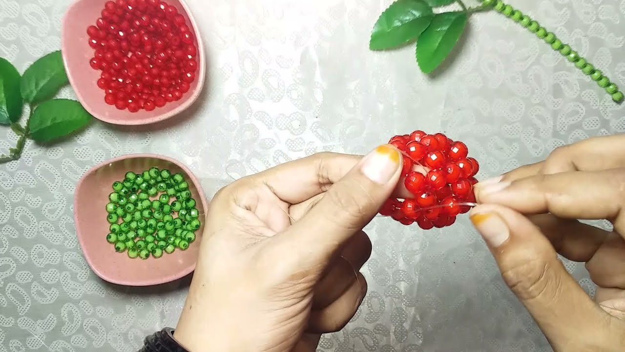 পুতির টিউলিপ ফুল তৈরি.How to make beaded tulip flower. Beaded Flowers. SR Handicraft