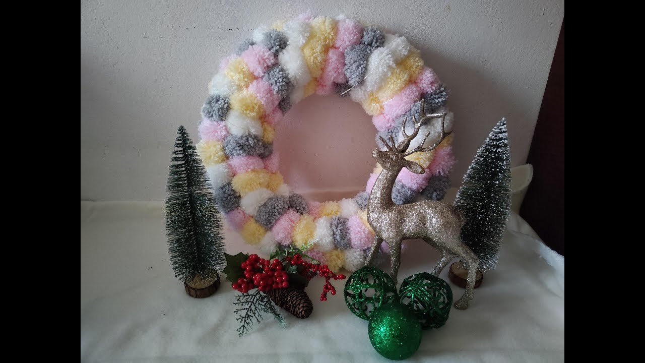 Pom pom Christmas wreath, pomponowy wieniec bożonarodzeniowy, DIY, Christmas decoration