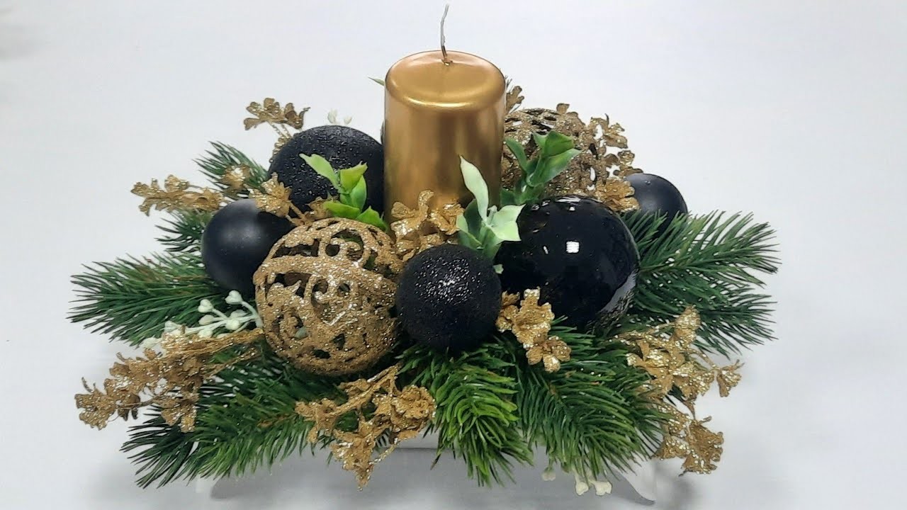 Stroik świąteczny bożonarodzeniowy w złocie i czerni w dwóch wersjach