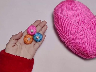 A very easy idea to make a beautiful flower using a pencil - DIY wool flowers